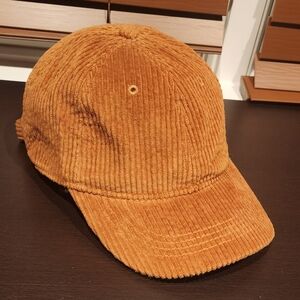 NWOT Old Navy Mens/Womens Brown Corduroy Hat